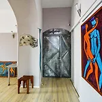 Lupino's Gallery - Old Town Lejlighed *