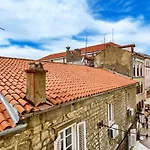 Lupino's Gallery - Old Town *