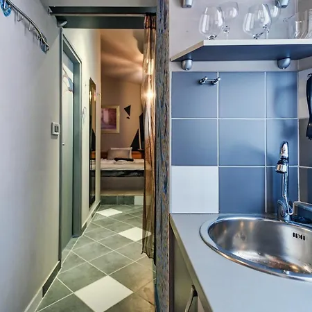 Lupino's Gallery - Old Town *