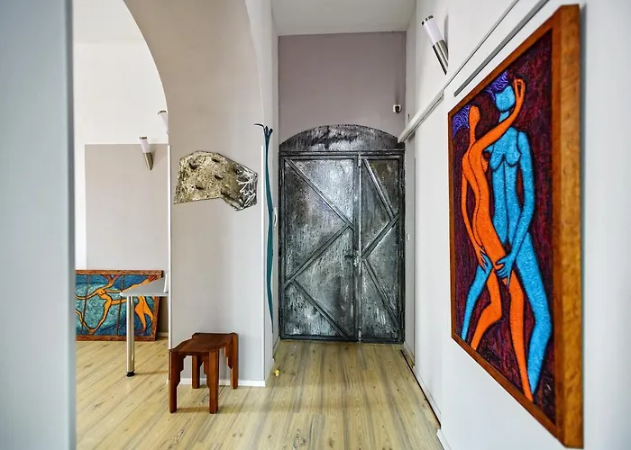 Lupino's Gallery - Old Town Appartement *