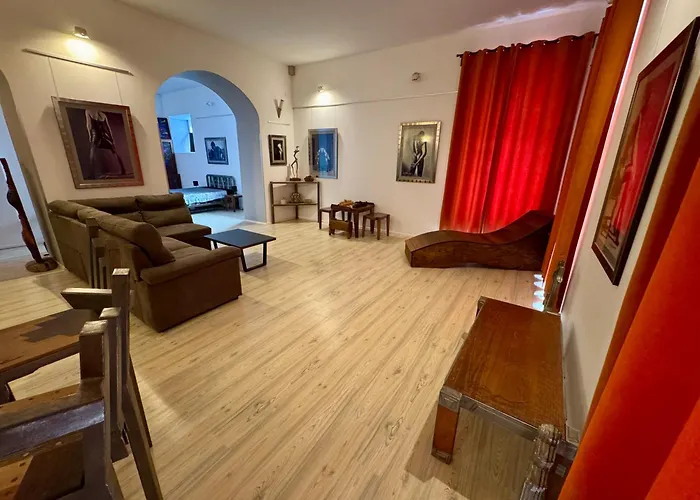 Lupino's Gallery - Old Town Appartement